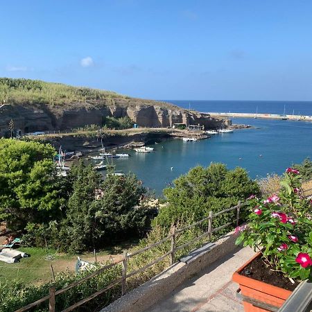 Hotel Isolabella Ventotene Eksteriør billede