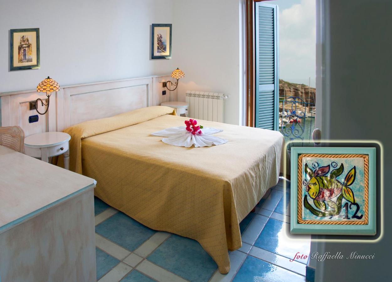 Hotel Isolabella Ventotene Eksteriør billede