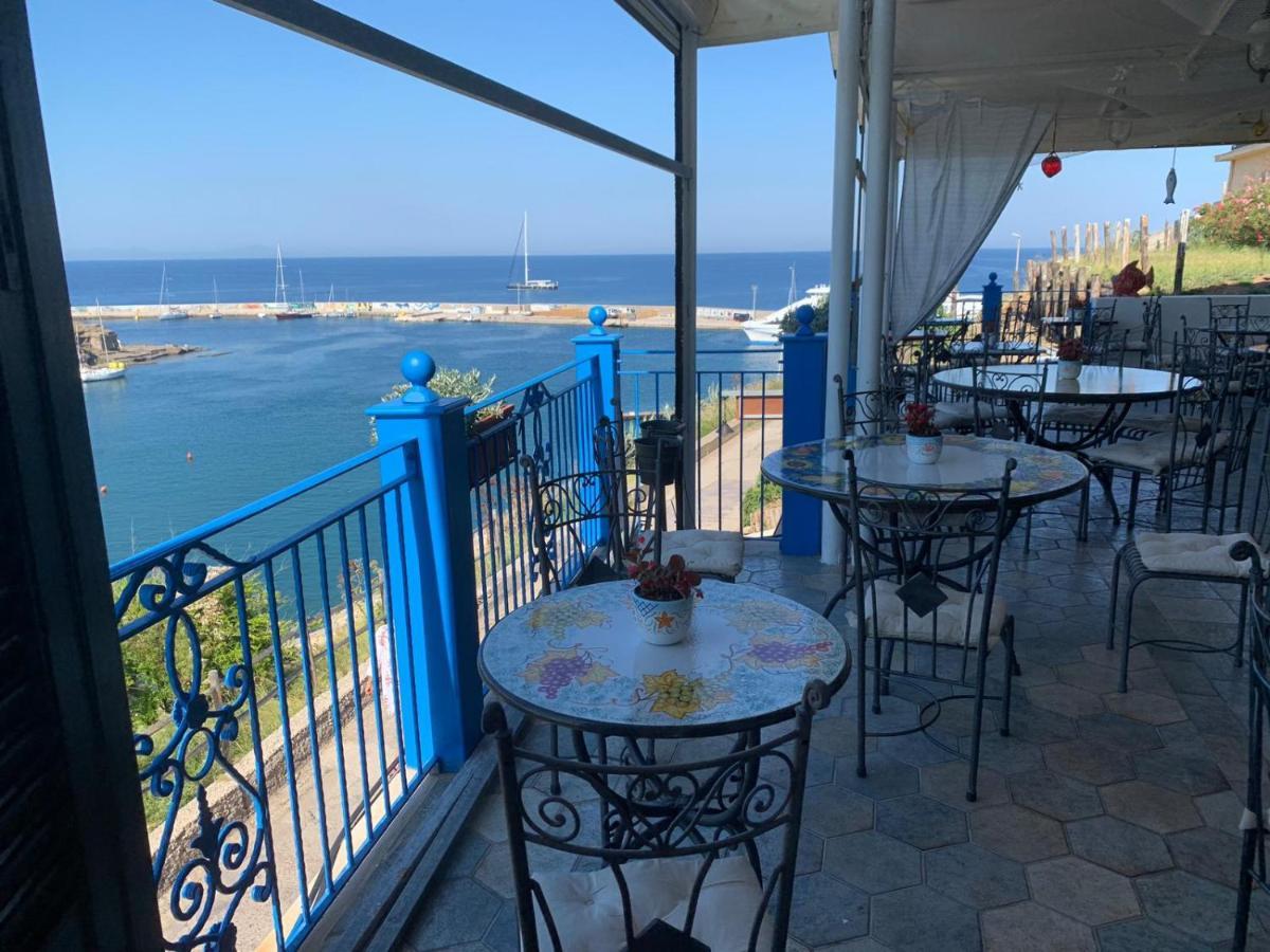 Hotel Isolabella Ventotene Eksteriør billede