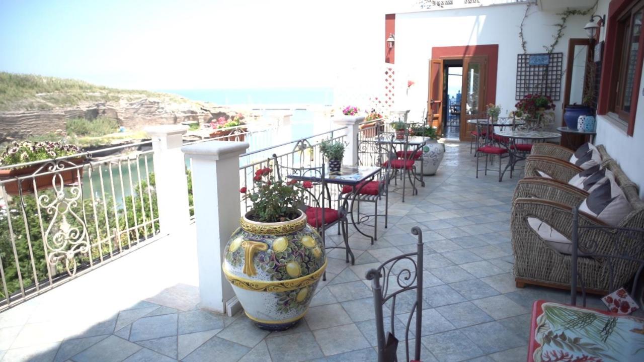 Hotel Isolabella Ventotene Eksteriør billede